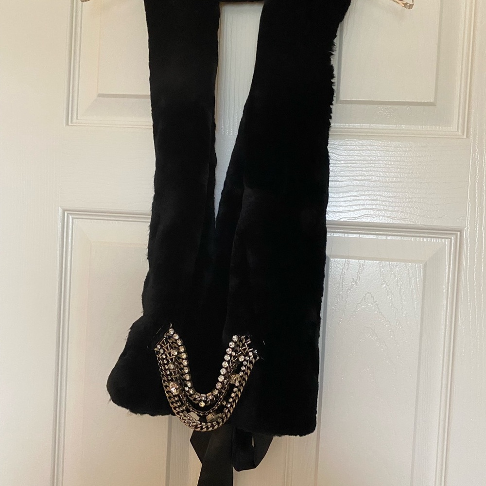 Elegant Black Faux Fur Women's Top